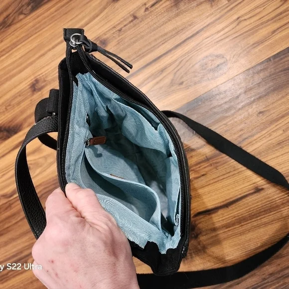 The Sak Calabasas Leather convertible backpack - Picture 4 of 12